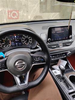 نيسان ألتيما